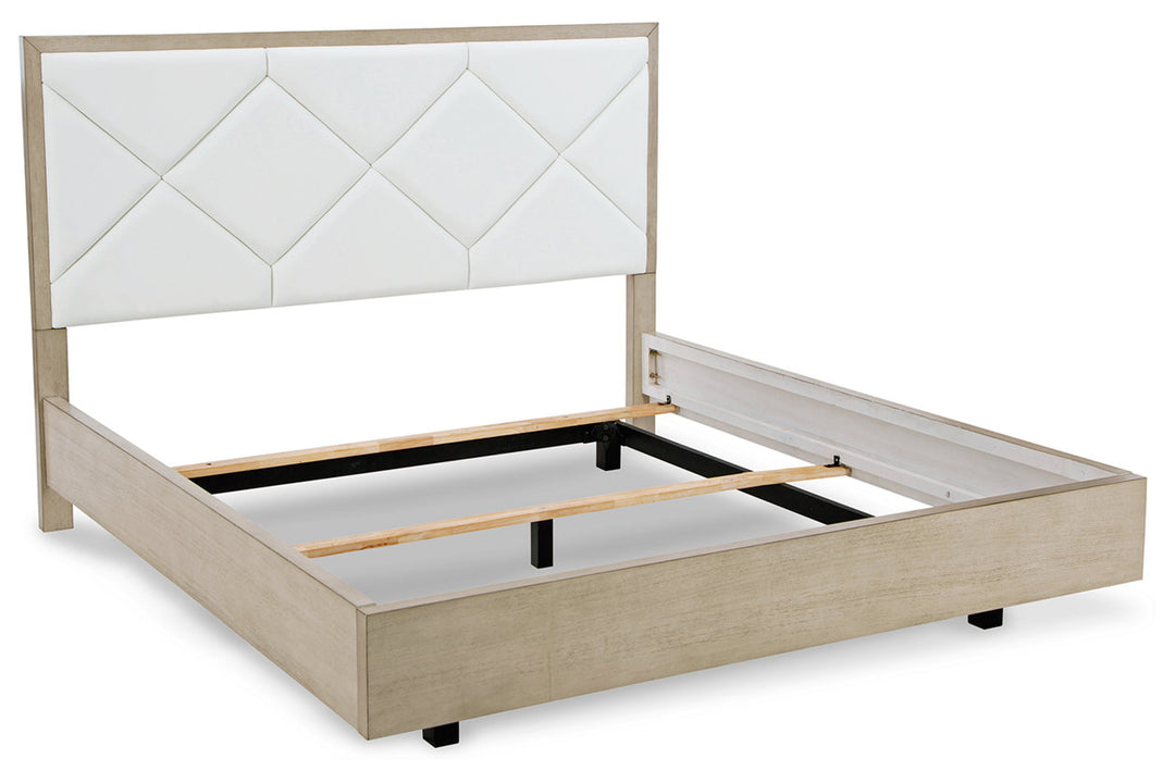 Wendora Bedroom - Master Bed Cases