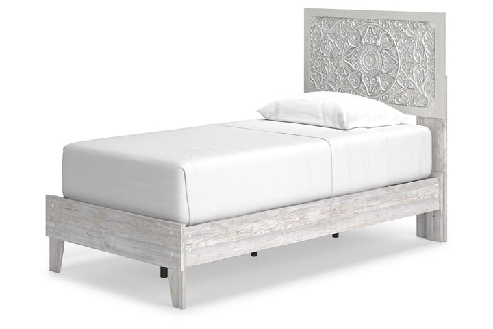  Paxberry Bedroom - Master Bed Cases