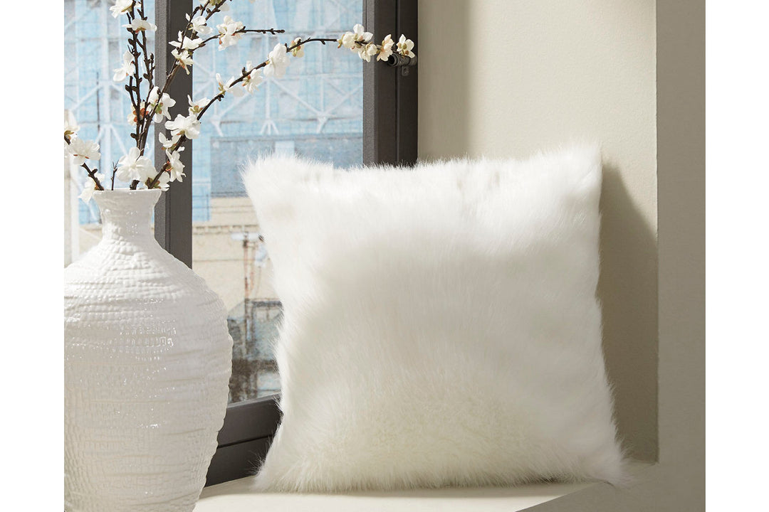 Himena Pillows - Living Room Basic Textiles
