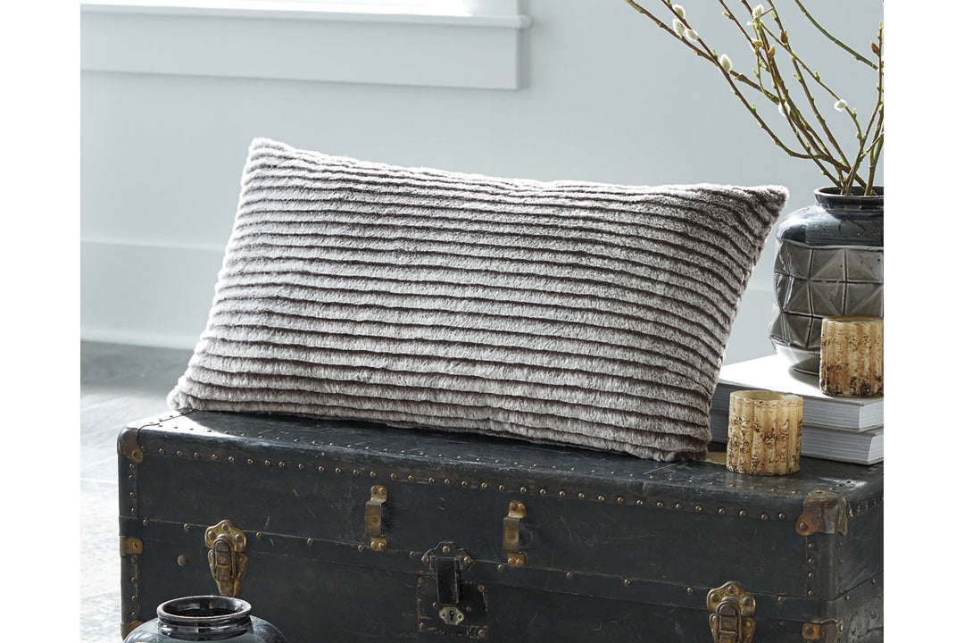  Metea Pillows - Living Room Basic Textiles